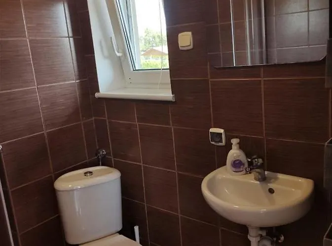 Lägenhet Jeziorna 1 *